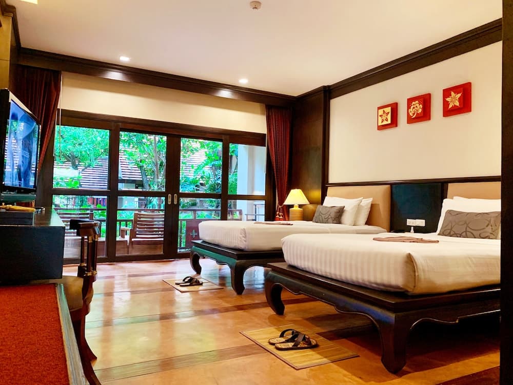 The Rim Resort
