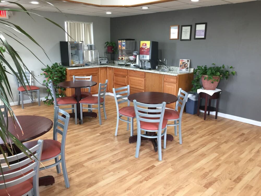 Residential Suites Blue Springs by Hotel O I 70