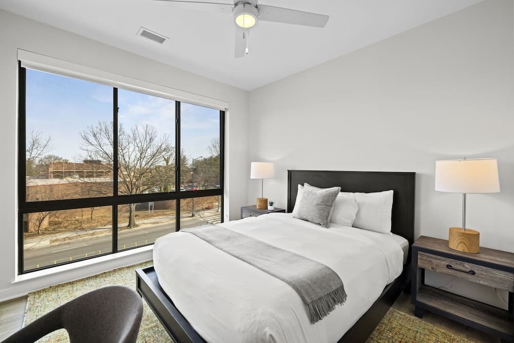 Placemakr Cathedral Heights
