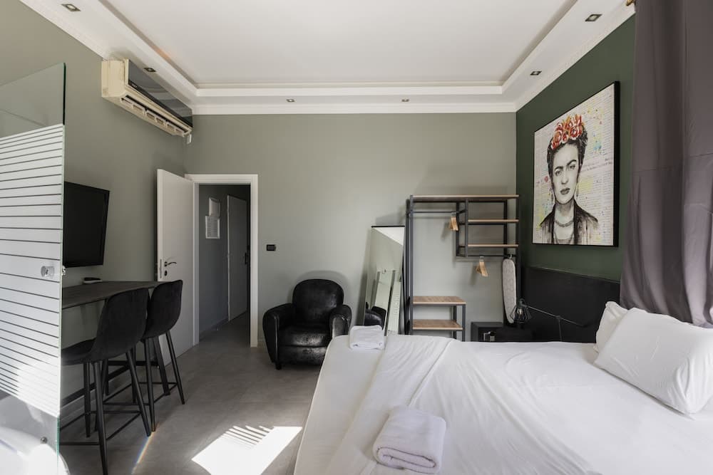 Residence Suites Hotel