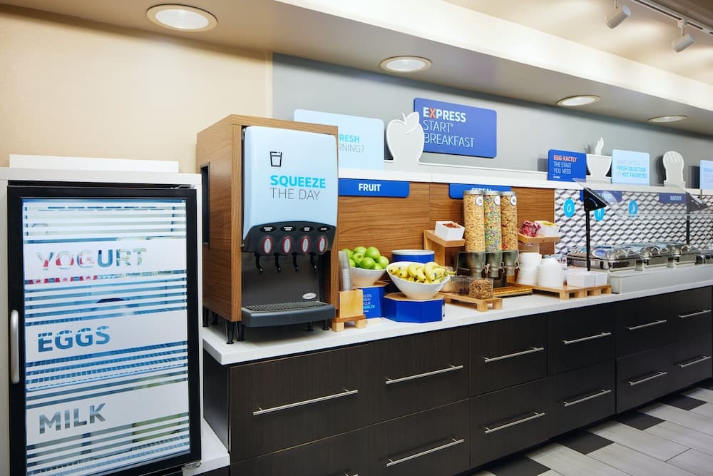 Holiday Inn Express & Suites Jacksonville SE- Med Ctr Area by IHG