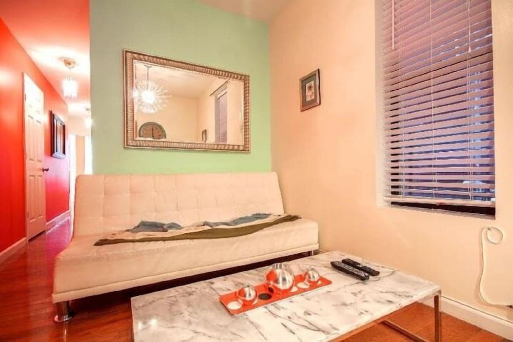 Washington Heights Apartments