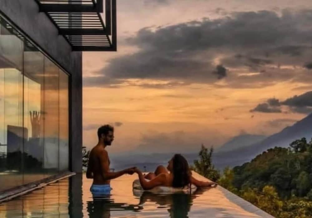 Romance Valley