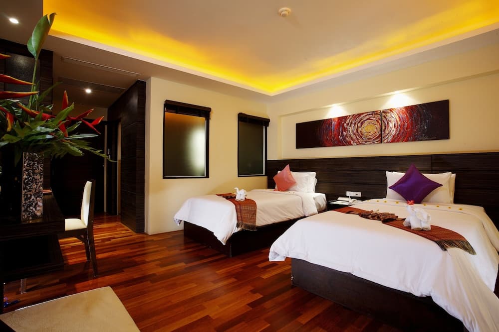 R Mar Resort and Spa