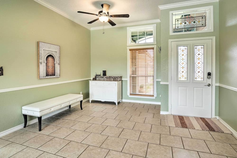 Hot Tub, Pool, & Fire Pit: Gorgeous Hutto Home