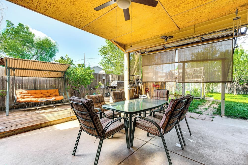 Near Family-friendly Attractions: Northglenn Home!