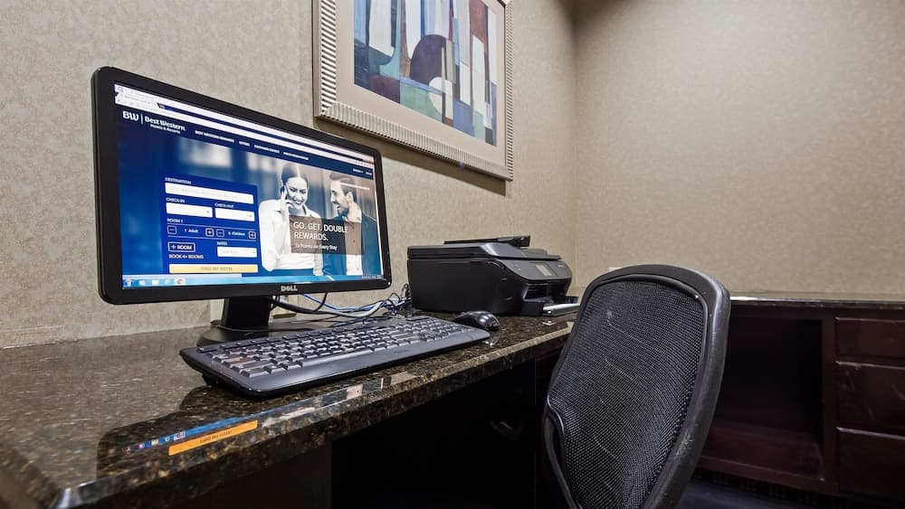 Best Western Plus Goodman Inn & Suites