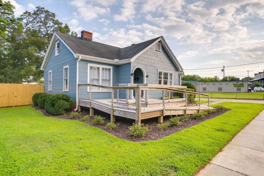 Pet-friendly Travelers Rest Home w/ Covered Patio
