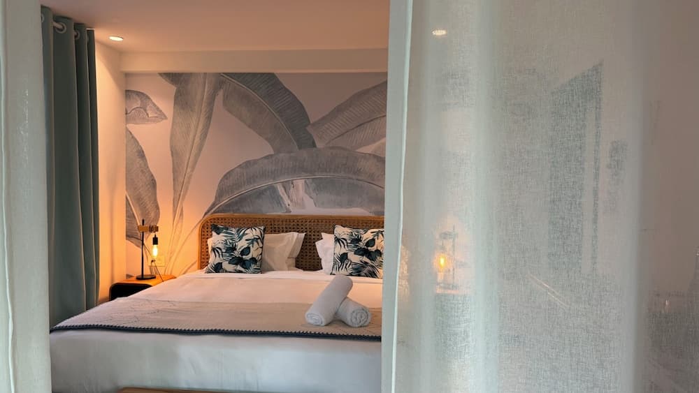 Blue Ocean Suites & Apartments