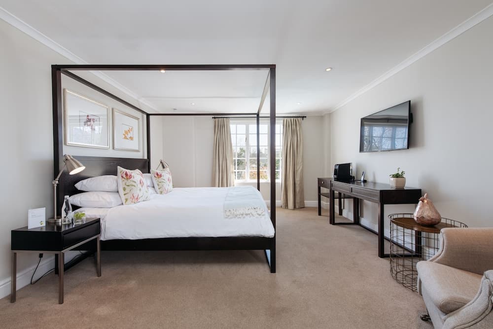 River Manor Boutique Hotel