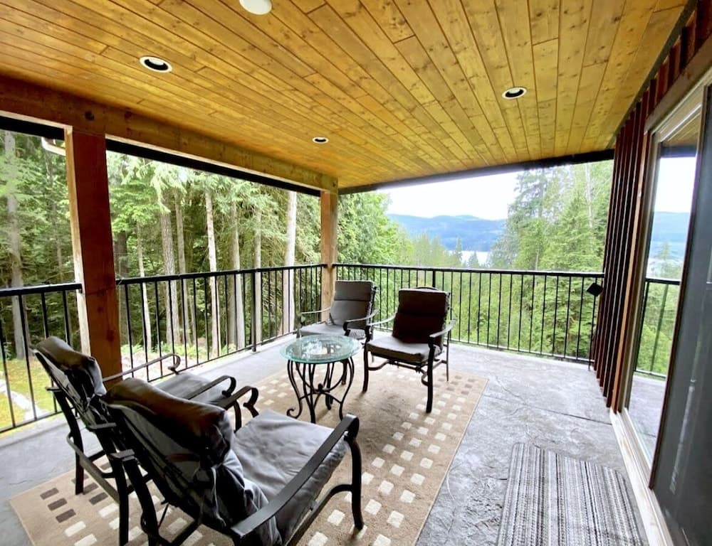 Davis Brook Retreat
