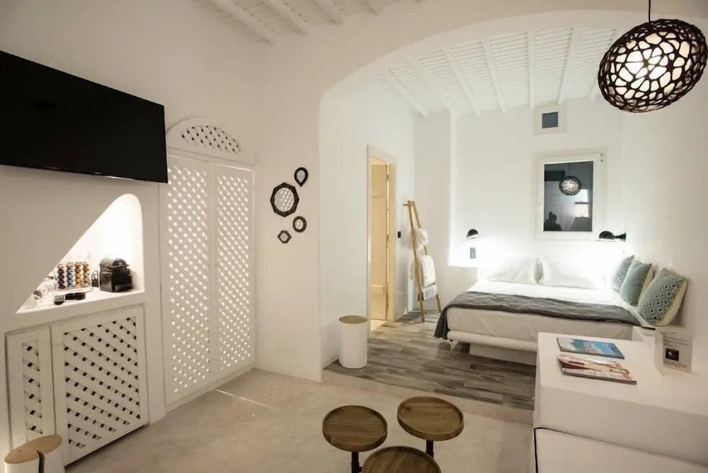Mykonos High Cloe