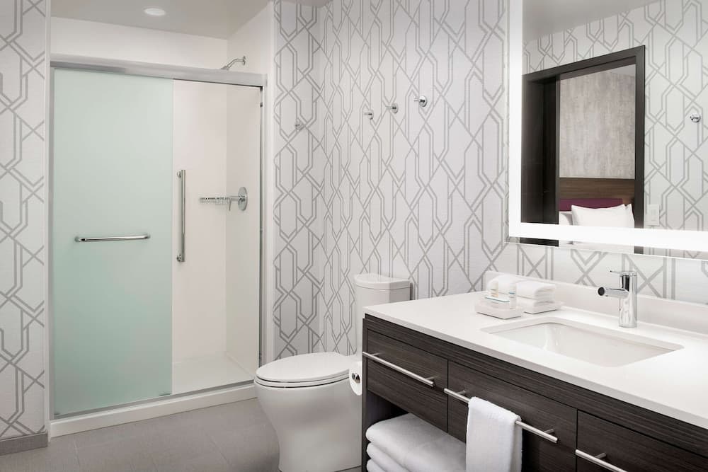 Home2 Suites by Hilton Denver Central Park