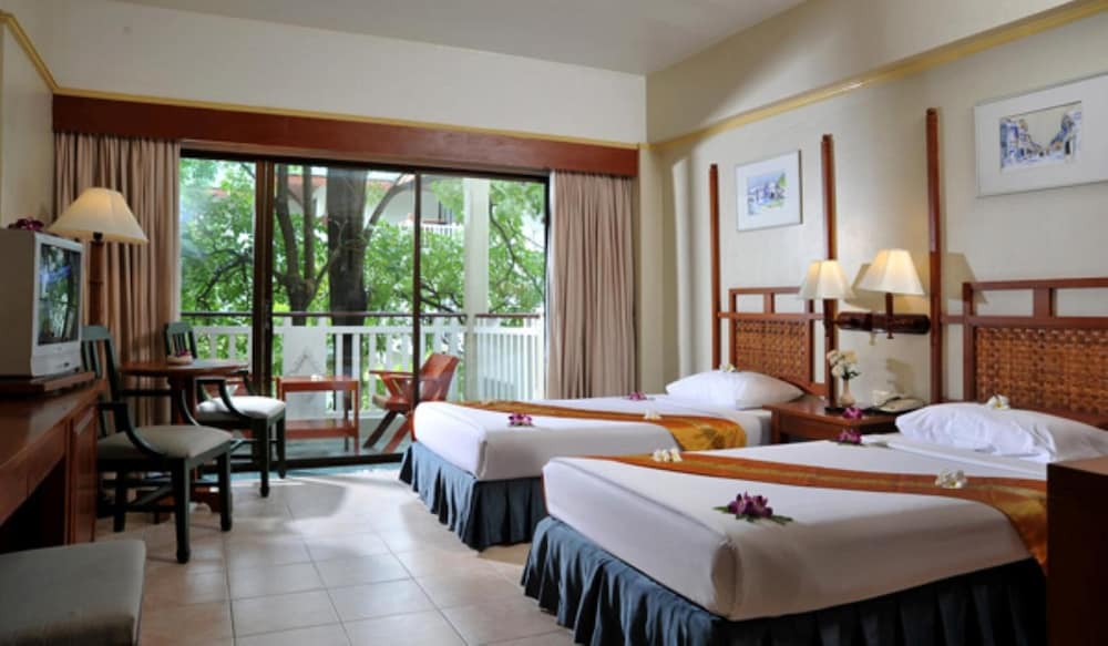 Karon Princess Hotel