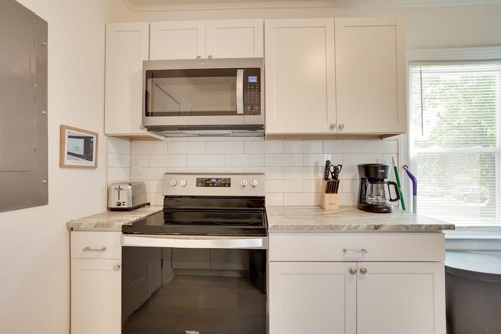 Richmond Vacation Home: 4 Mi to Downtown!