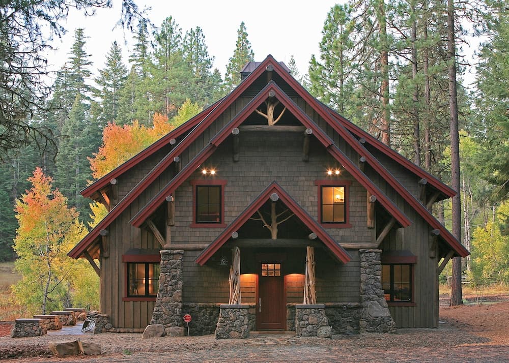 Ashland Lodge w/ Lake Views & Game Room Loft
