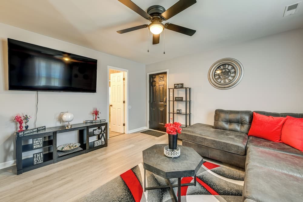 5 Mi to Dtwn: Family-friendly Home in Richmond!
