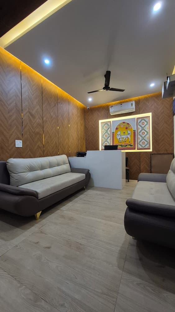 Darpan Nikunj Rubystone Express