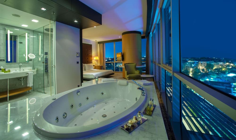 Doubletree by Hilton Istanbul Moda