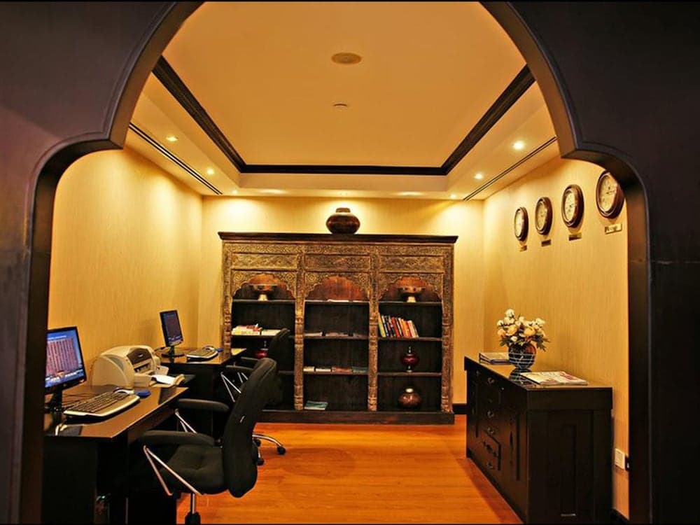 Arabian Courtyard Hotel & Spa