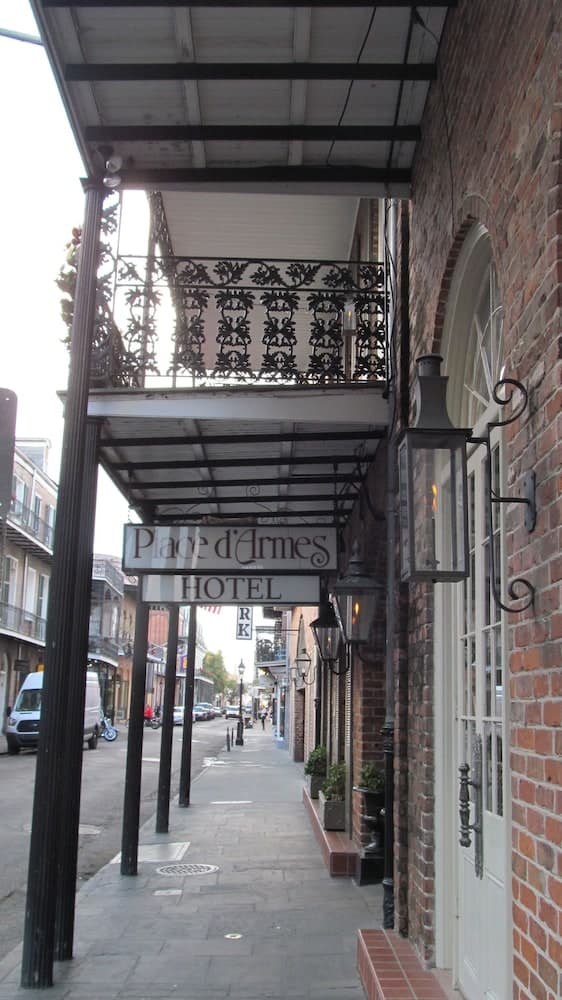 Place d'Armes Hotel