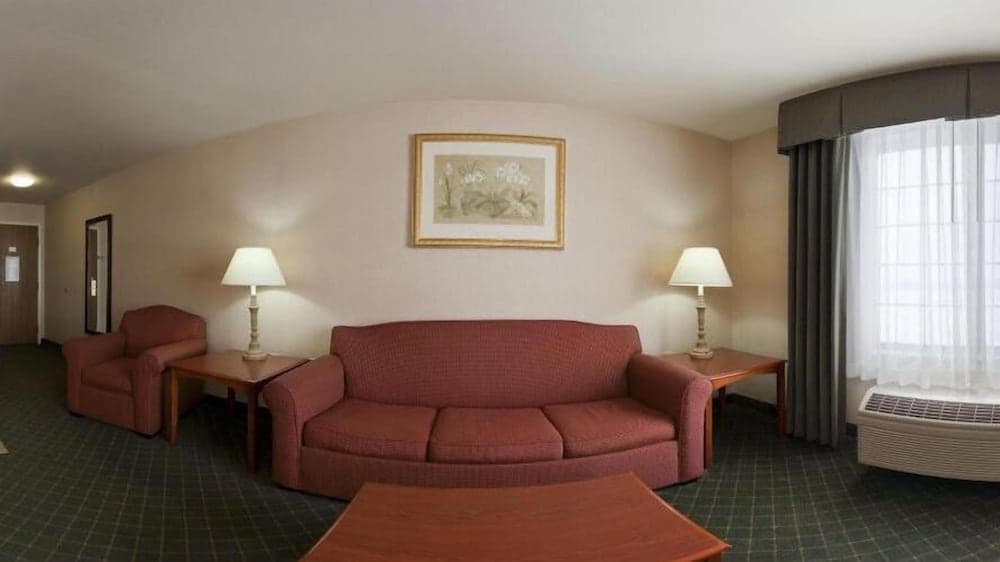 Holiday Inn Express Lebanon by IHG