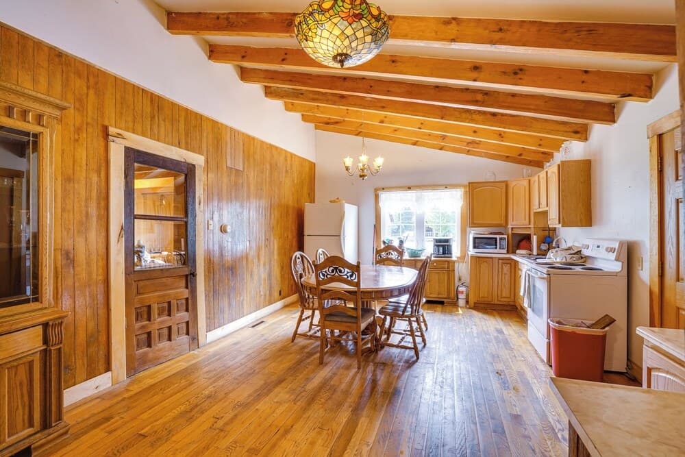 Historic Cabin Retreat ~ 2 Mi to Seneca Rocks!