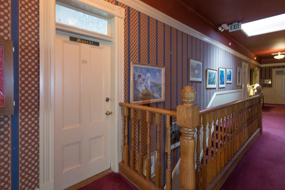 Hotel St. Helena