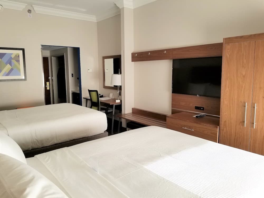 Holiday Inn Express Columbia NE - Fort Jackson by IHG