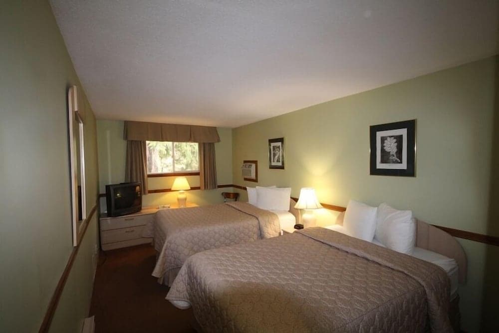 The Glen House Resort