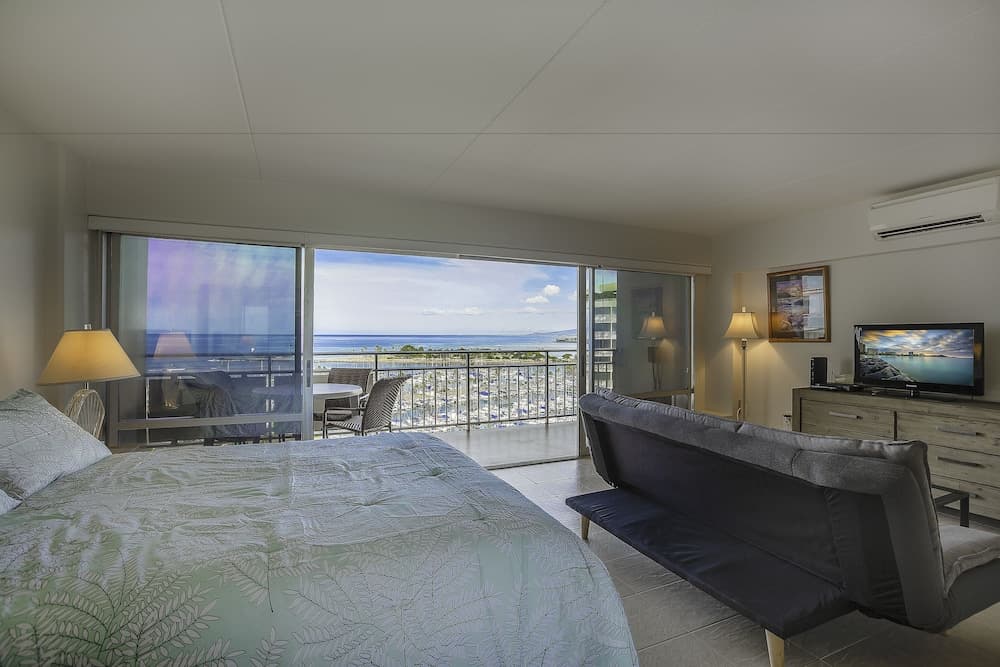 Ilikai by Luana Hawaii Vacation Rentals