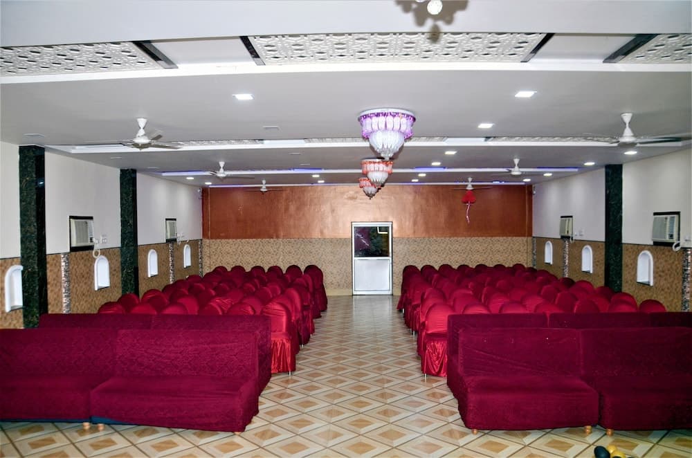 meeting & event spaces