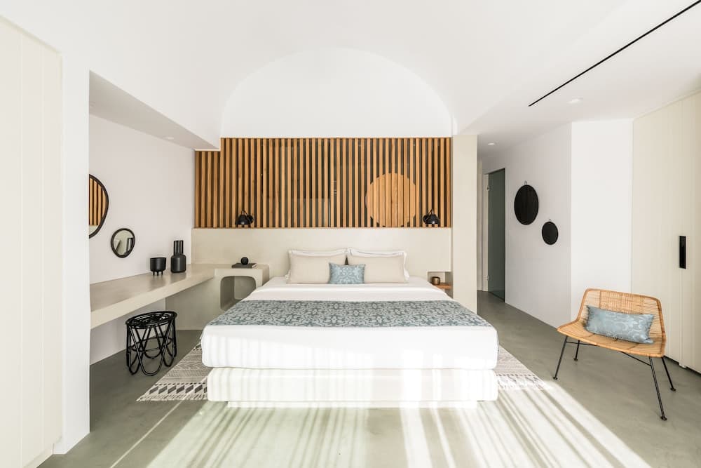 Santo Pure Oia Suites & Villas
