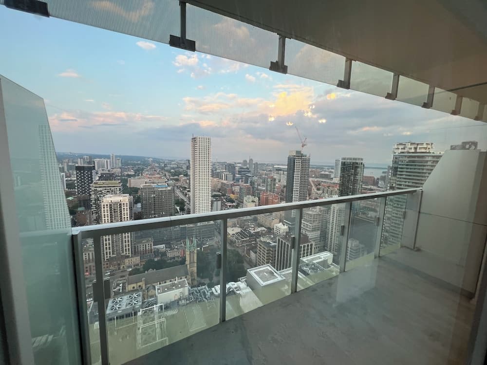 Altitude Suites on Yonge