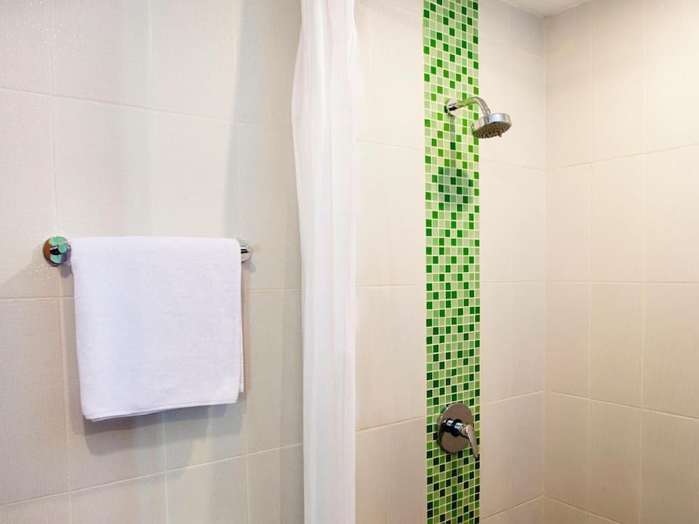 Zest Harbour Bay Batam by Swiss-Belhotel International
