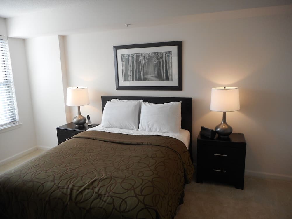 Weichert Suites at Andover House