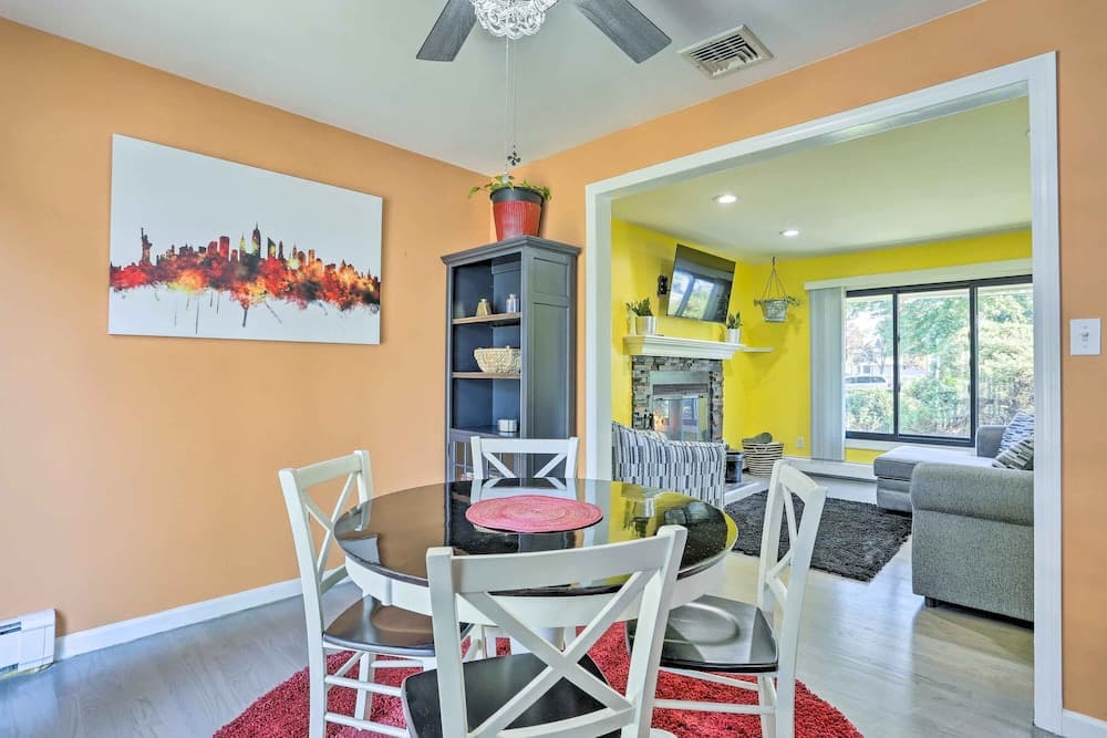 Vibrant Teaneck Home ~ 12 Mi to Manhattan!