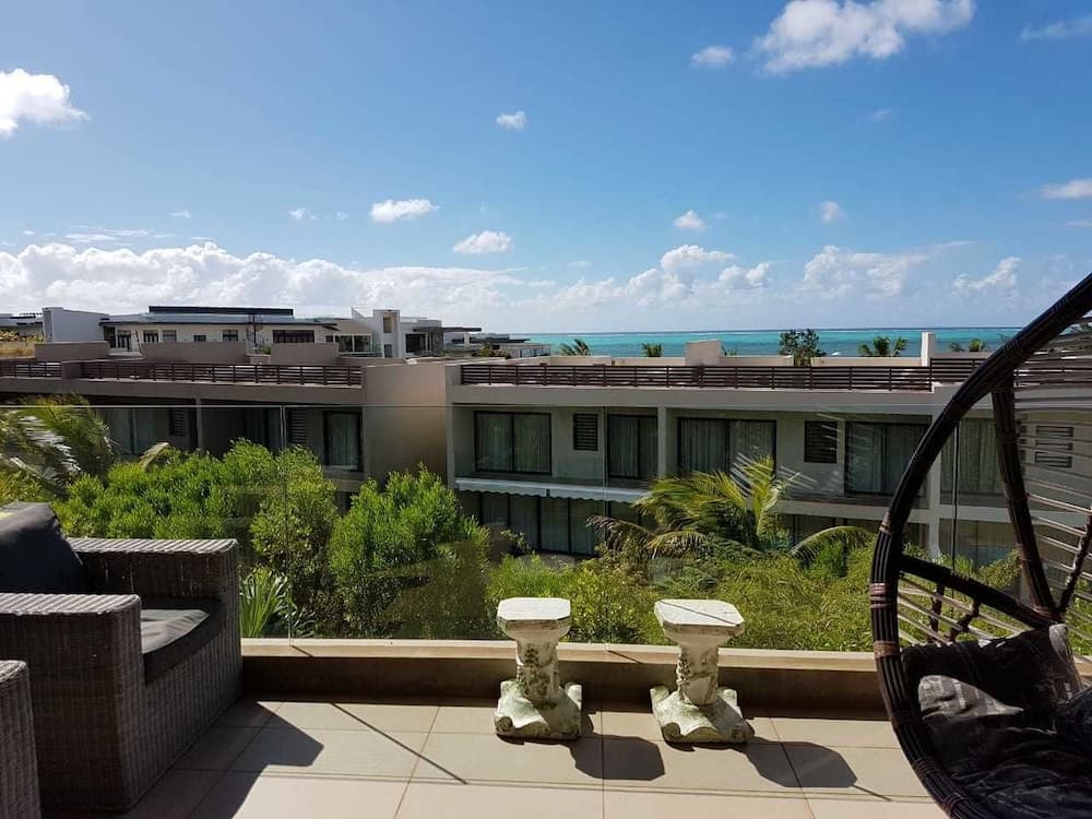 Azuri Apartment with Beach, Pools, Gym, Restaurants, Spa, Boats, kids Corner