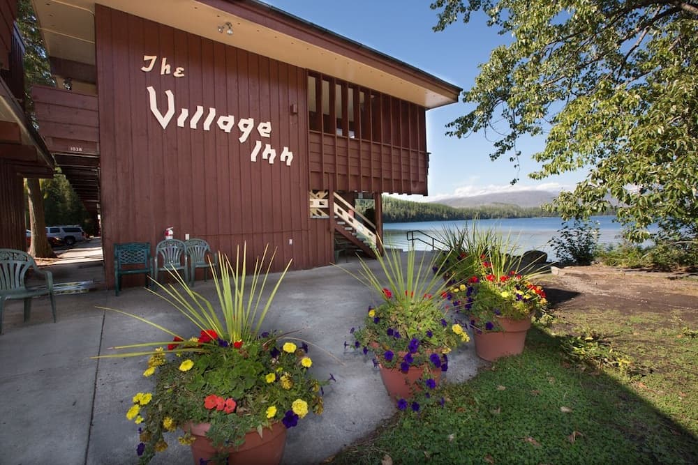 Village Inn At Apgar - Inside the Park
