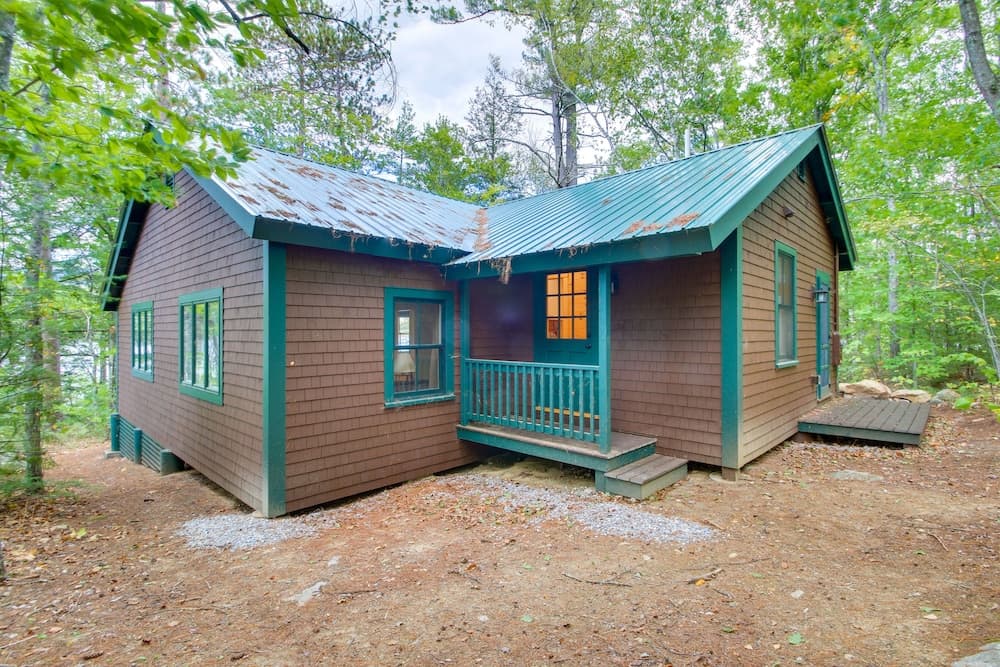 Private Island w/ 2 Cottages on Kezar Lake!