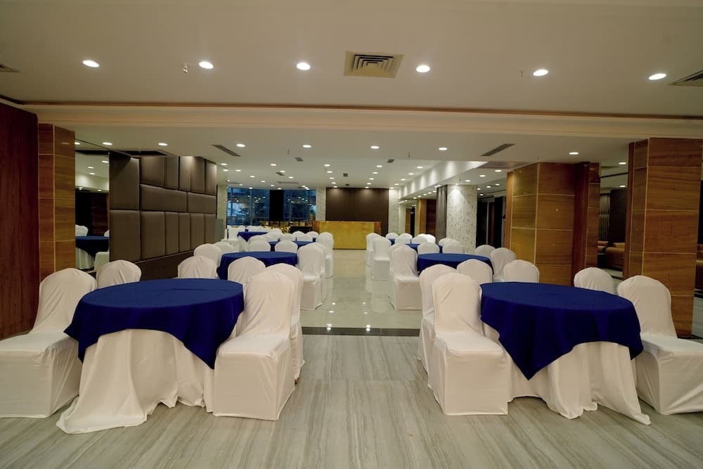 meeting & event spaces