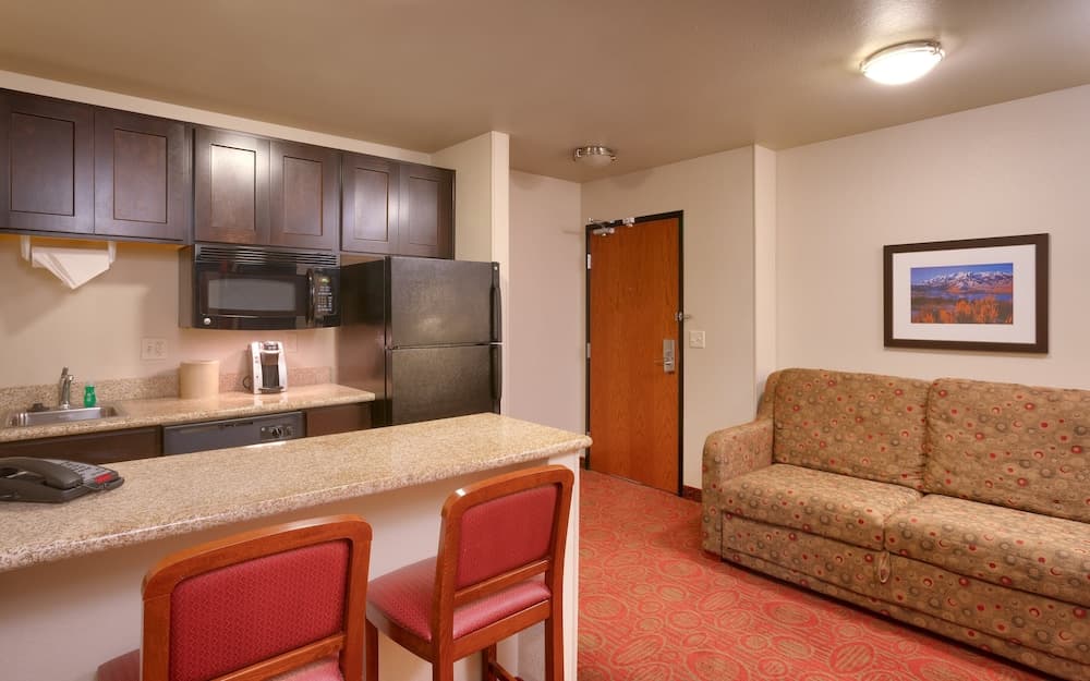 Holiday Inn Express & Suites Orem-North Provo by IHG