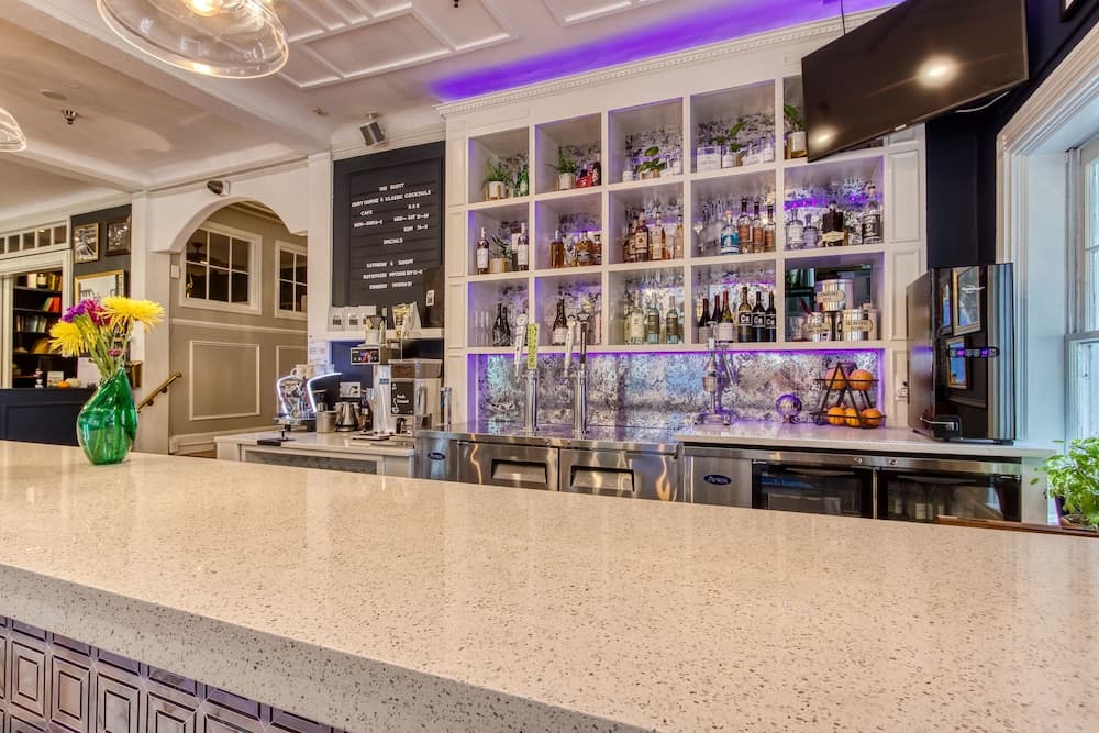 The Cordova Inn, a New Hotel Collection Property