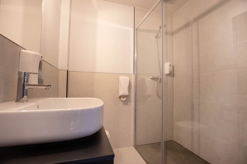 Font Andorra Hostel by Nexta