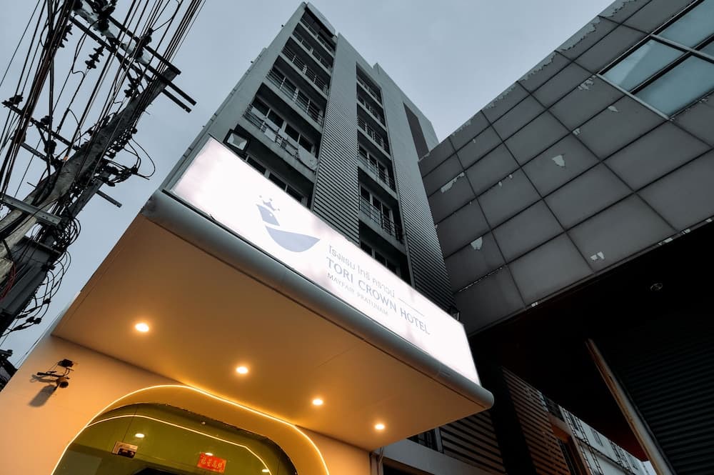Tori Crown Hotel