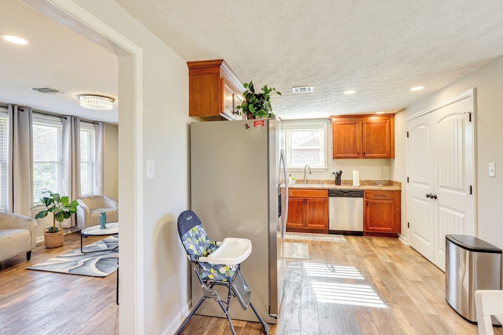 14 Mi to Montgomery: Updated Home Near Maxwell AFB