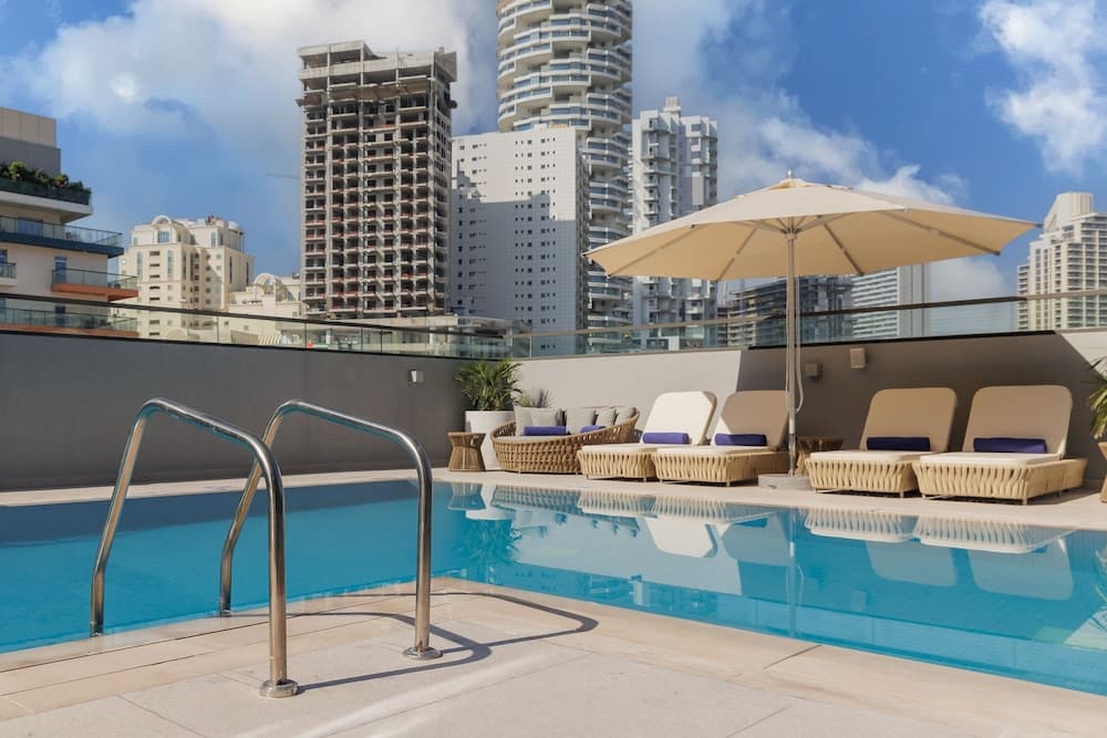 Holiday Inn Dubai Village Circle by IHG
