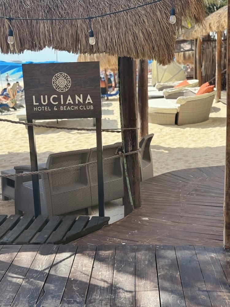 Luciana Hotel & Beach Club