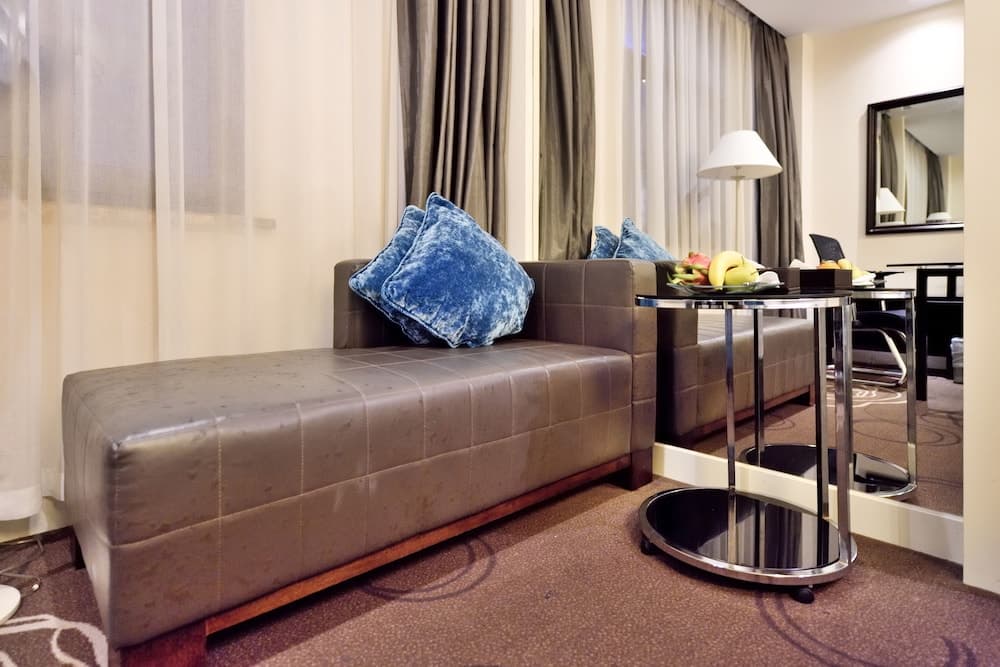 Jinjiang Metropolo Hotel Classiq, YMCA