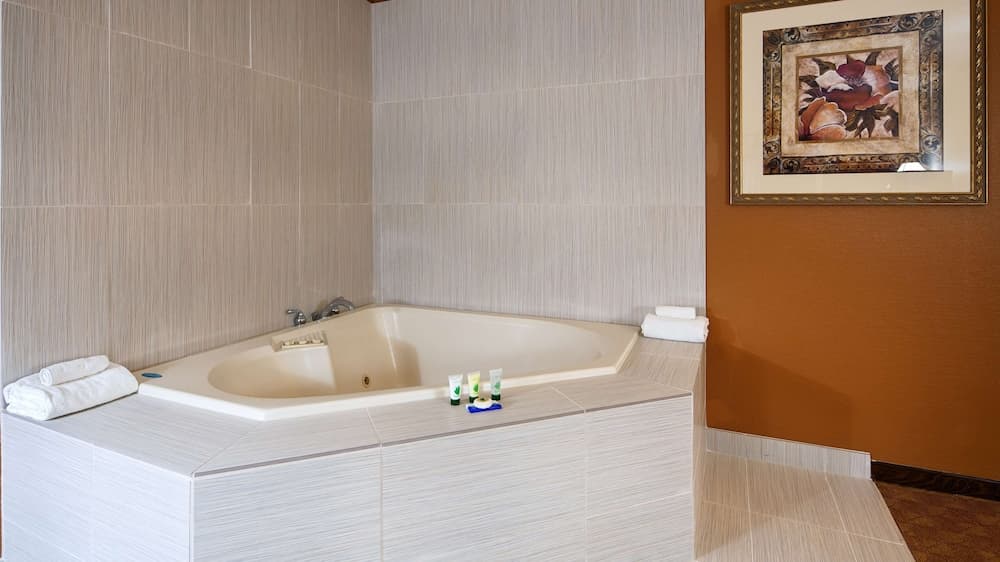 Days Inn by Wyndham St. Charles IL